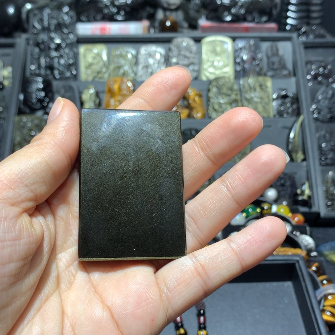 黑曜岩吊坠(赠链)未镶嵌我***?