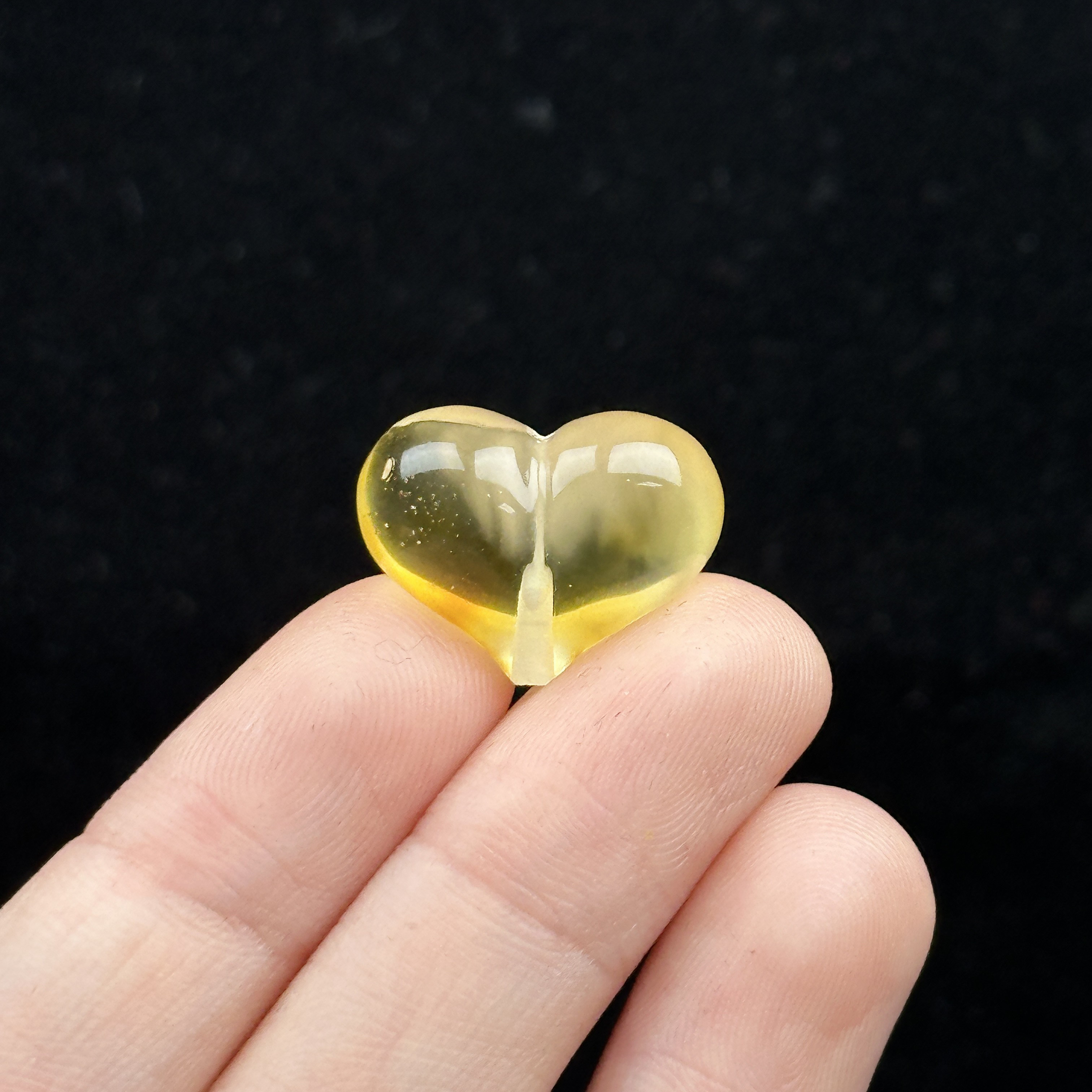 K8691天然原矿蜜蜡 爱心 18.9*14.3mm支持复检假一罚十