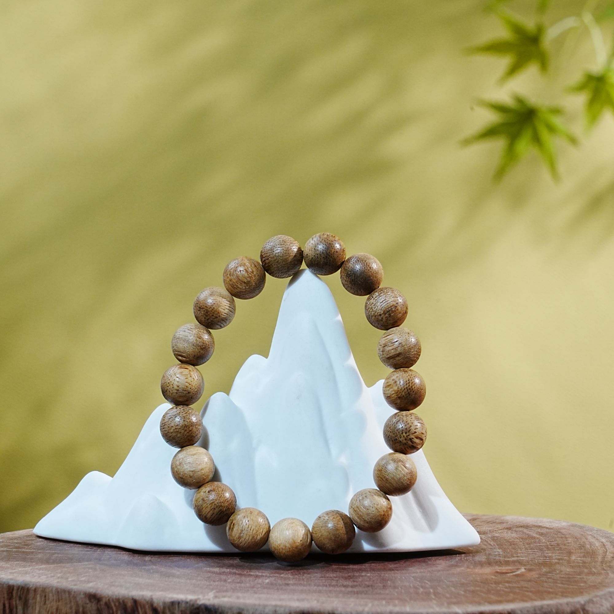 西马软丝玉化老料沉香手串1.0cm 8.17g 251005092   F     