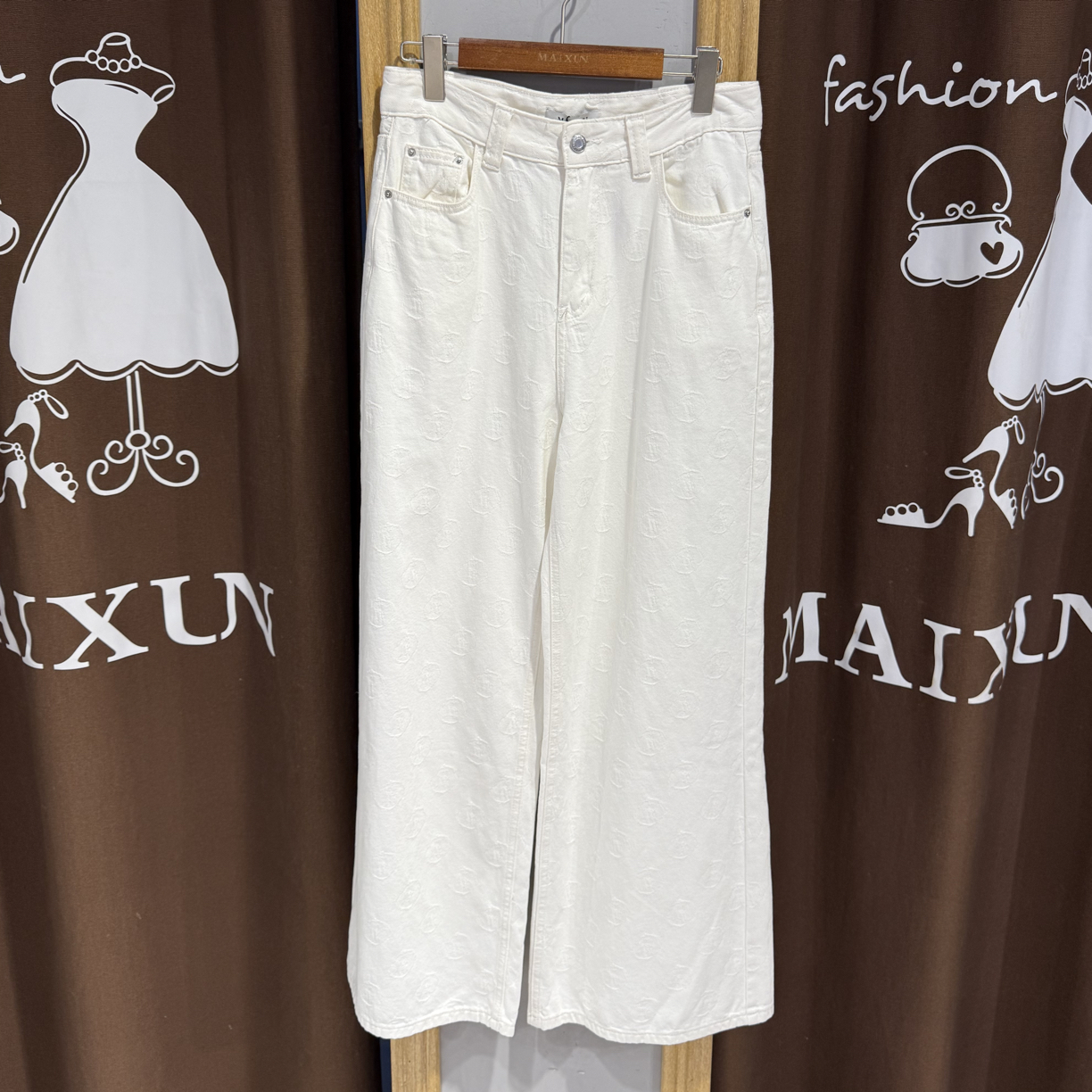 麦寻女装牛仔裤kcnes02b