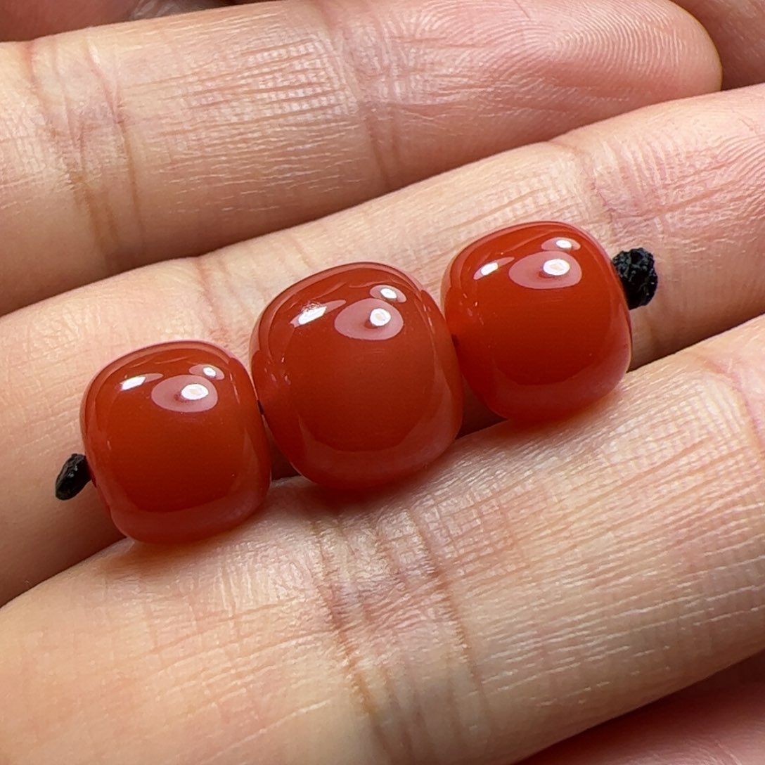 南红玛瑙珠子未镶嵌