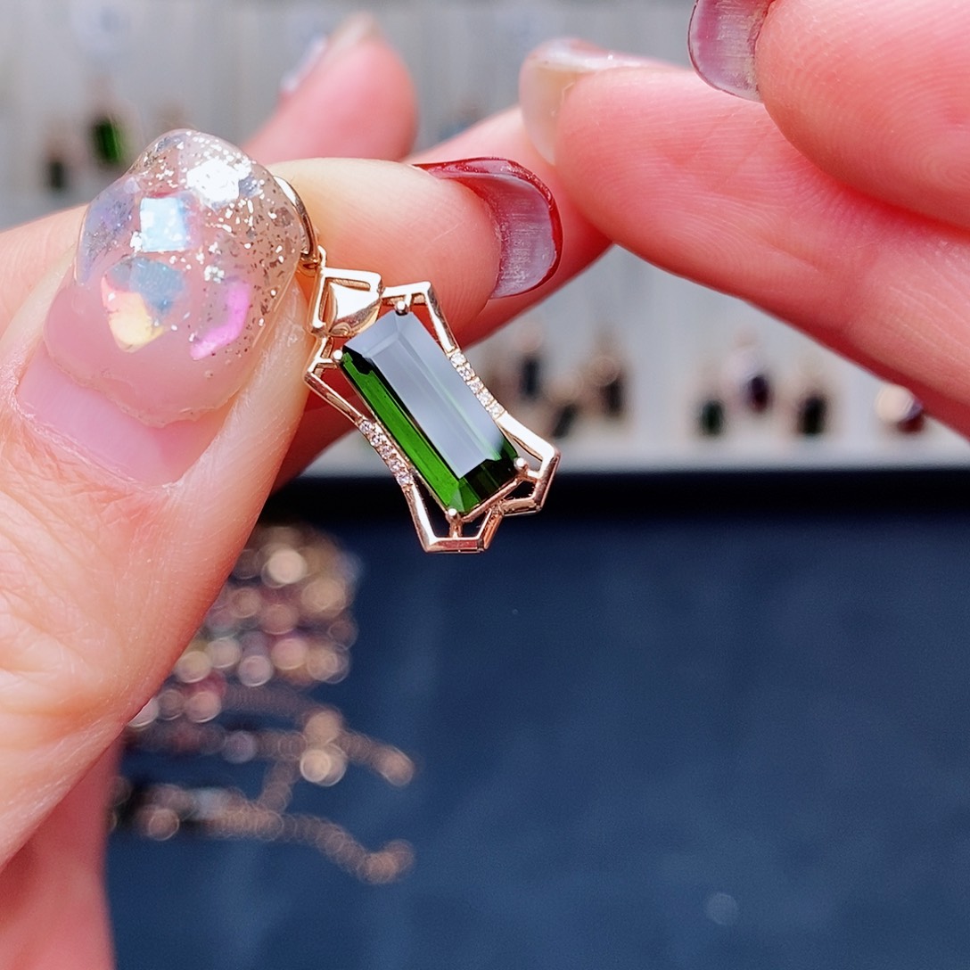 碧玺吊坠碧玺18K金镶嵌