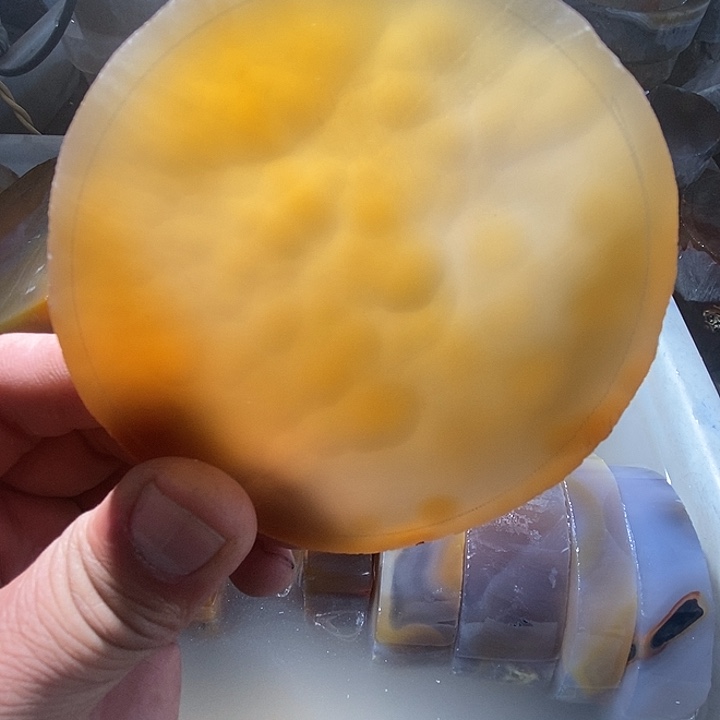 定制玛瑙彬彬同意定制