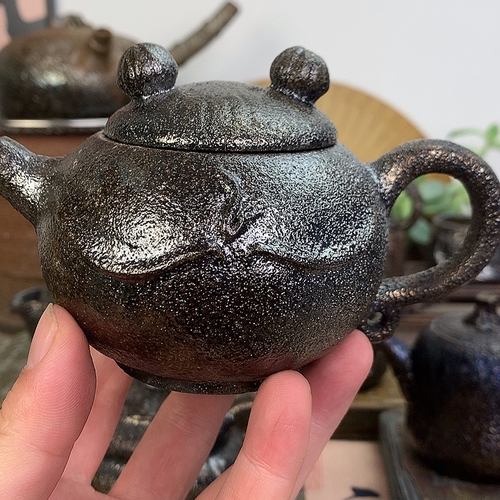 有***矣荥经黑砂馒头窑泡茶壶