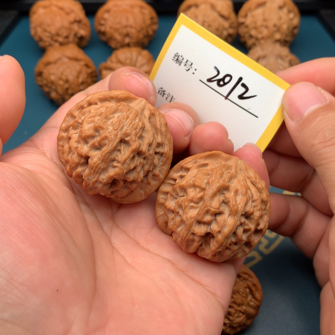 把件文玩核桃39.5全品苹果2012