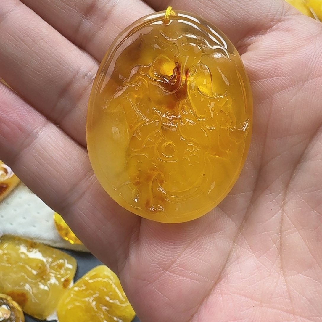 琥珀未镶嵌珠宝奇石119