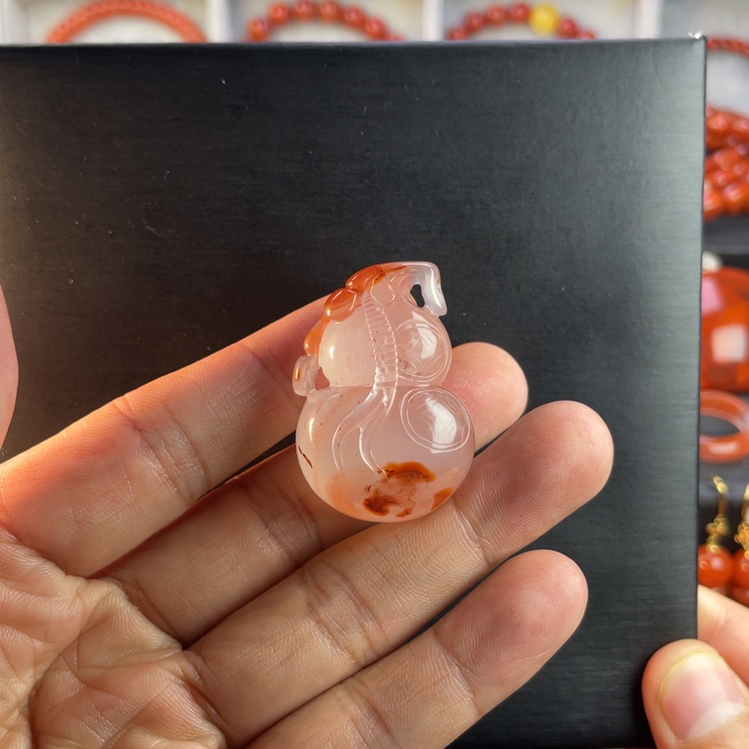 南红玛瑙未镶嵌珠宝奇石葫芦吊坠冰飘花