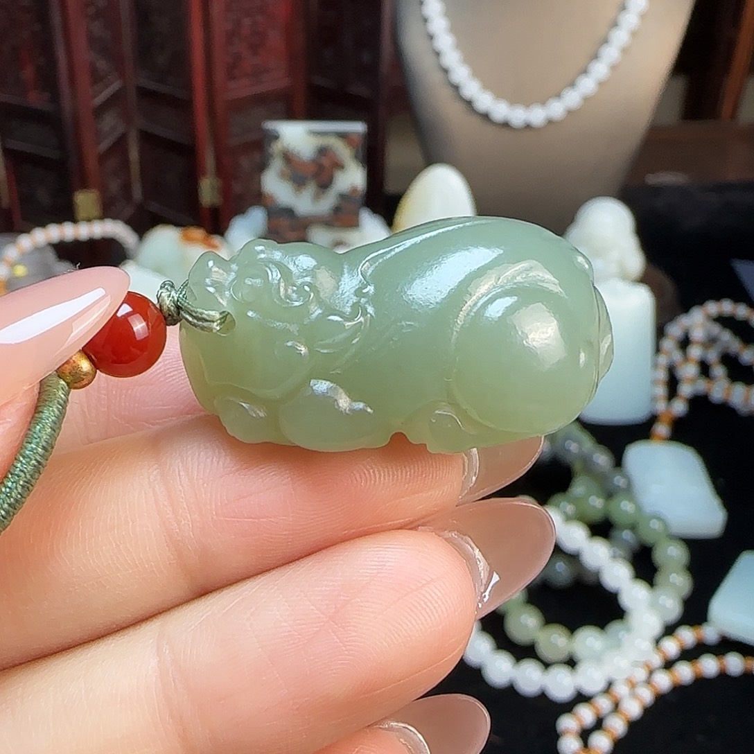 和田玉未镶嵌颈饰定制发货