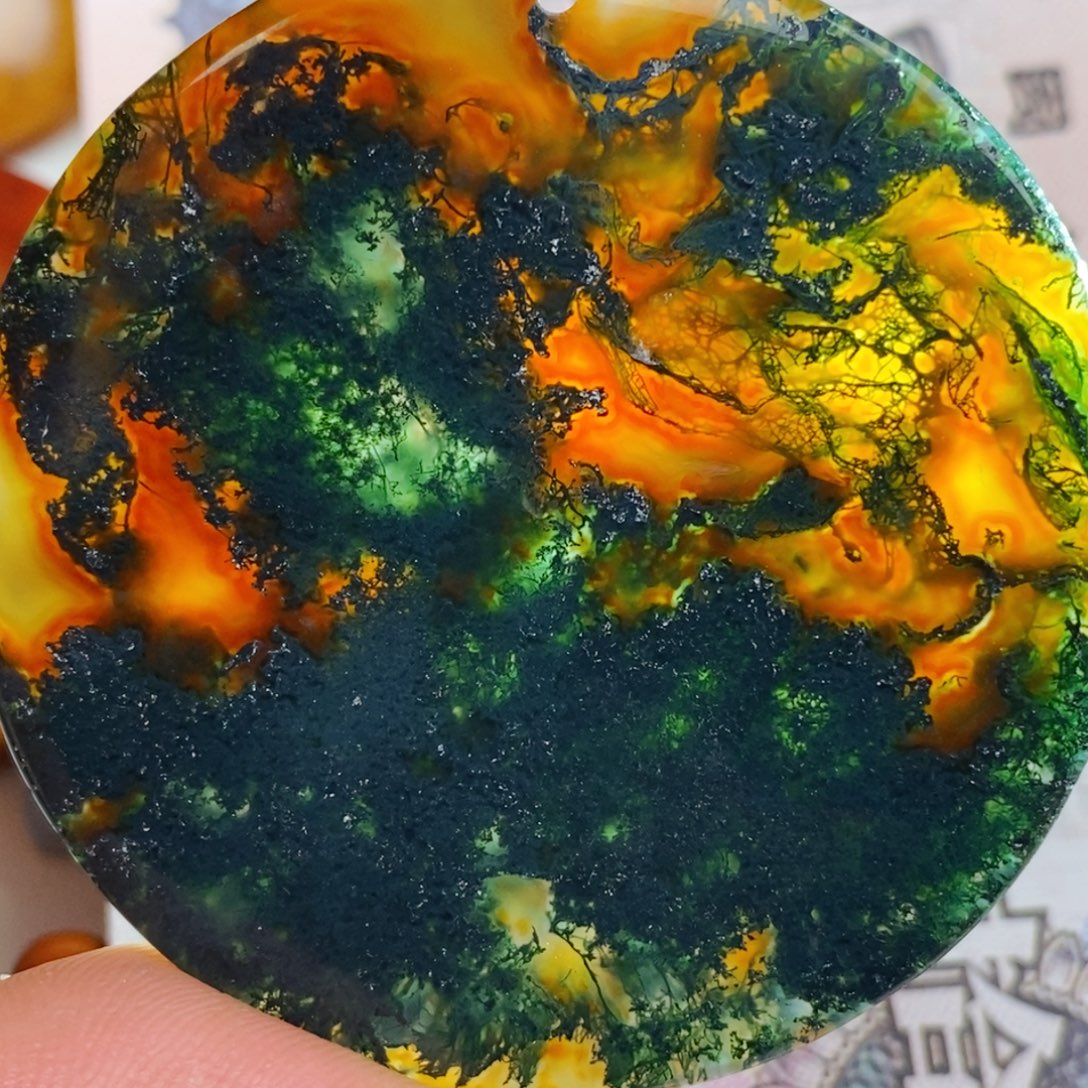 天***创玛瑙/玉髓未镶嵌颈饰