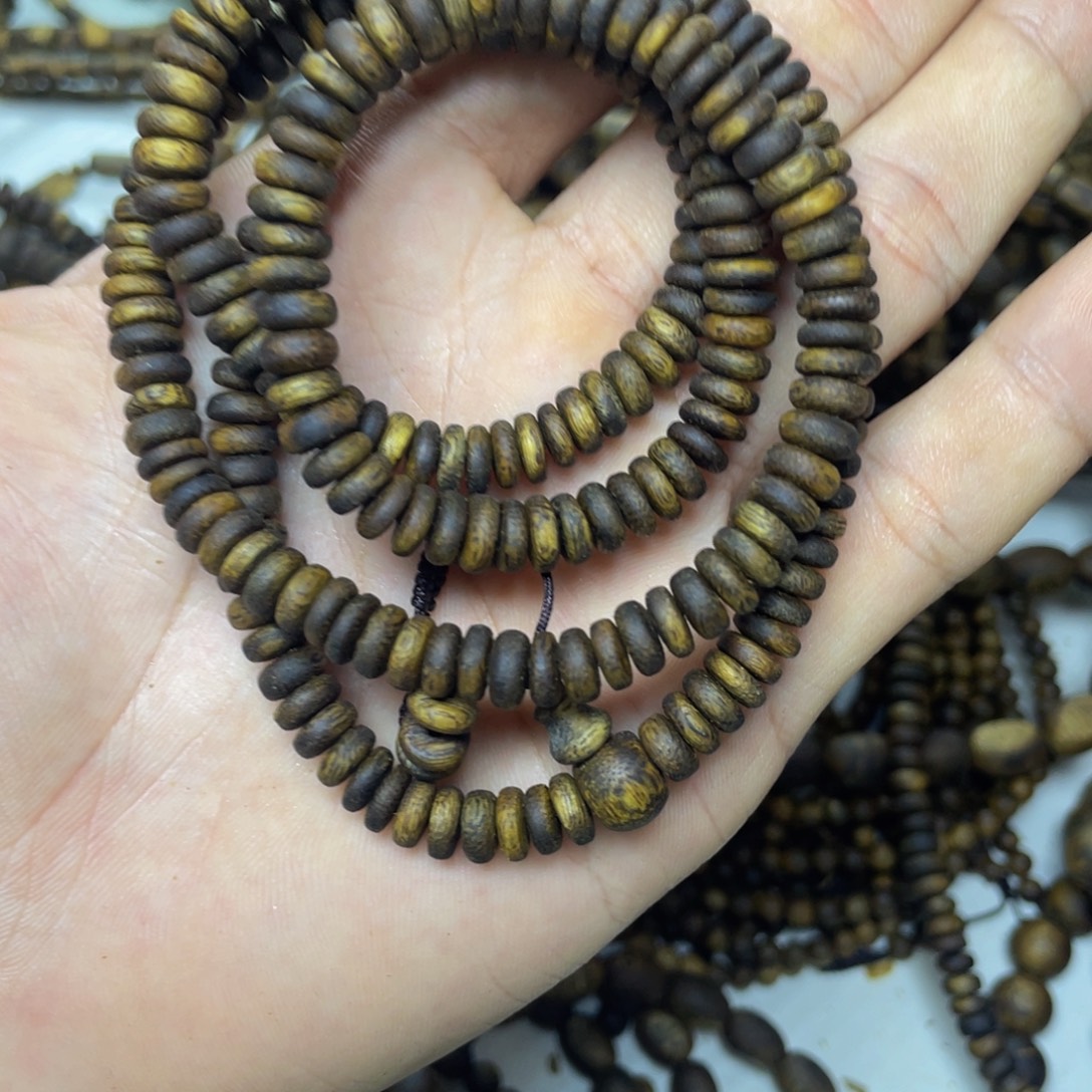 沉香沉香碎屑+0.7算盘多圈15.5克加