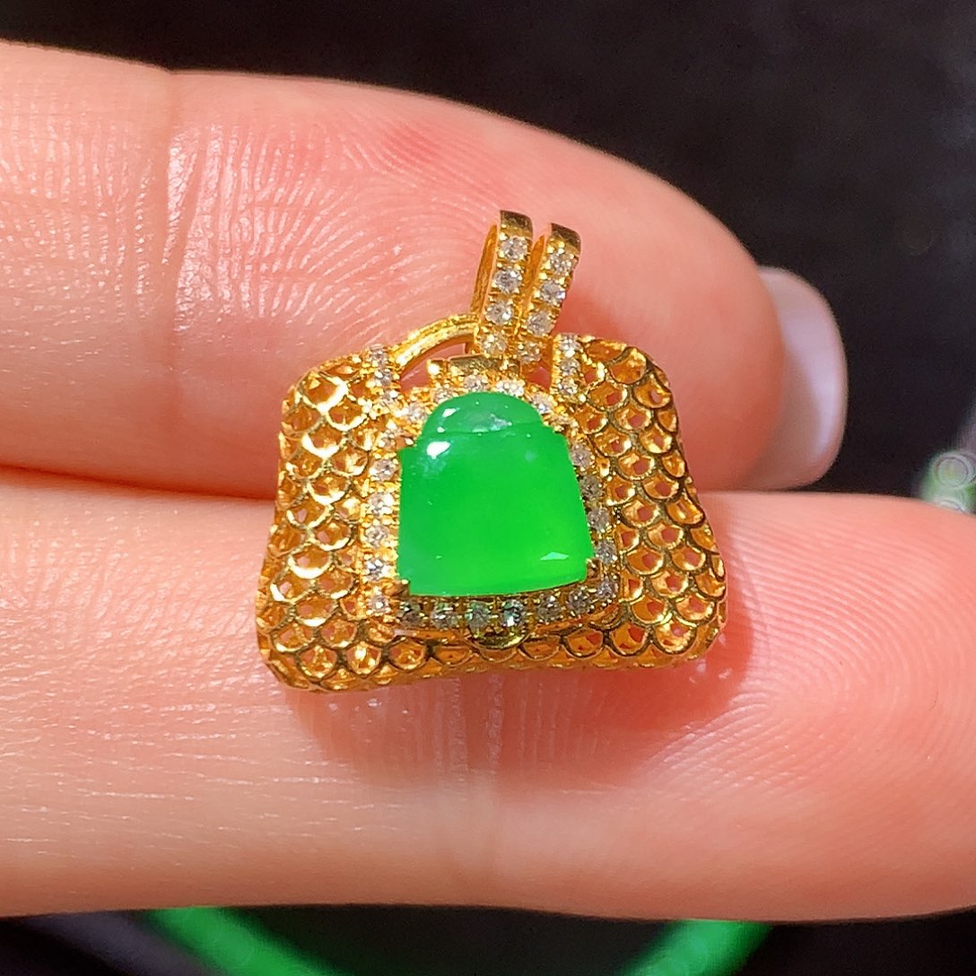 翡翠18K金镶嵌吊坠(不含链)