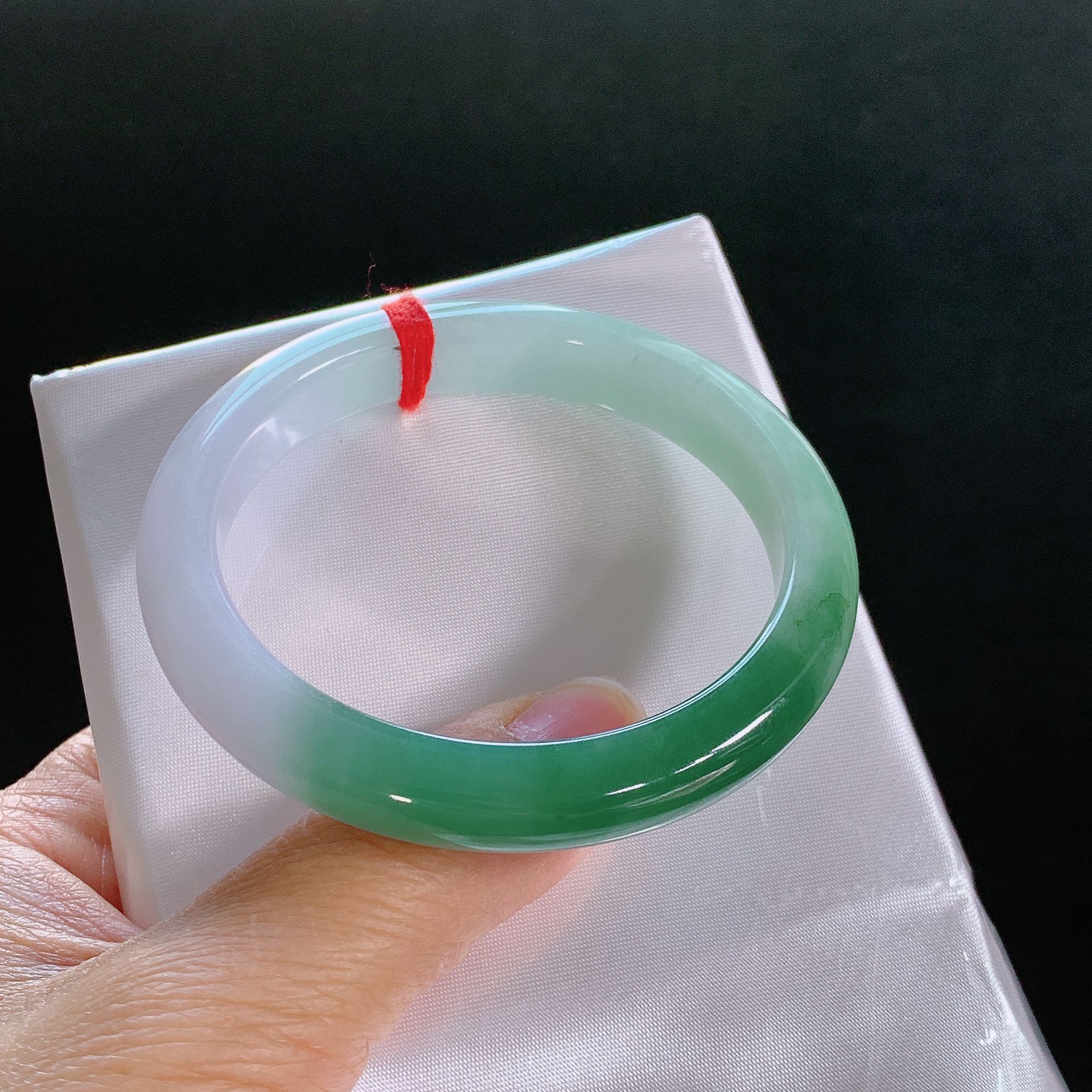 天然翡翠A货飘色5253手镯965号女款时尚