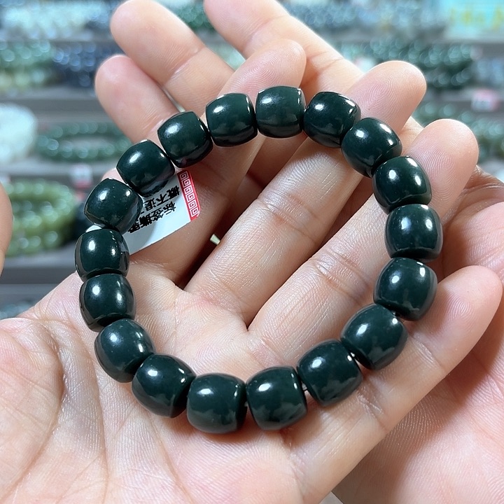 和田玉手链未镶嵌新疆沙枣青直切卡12