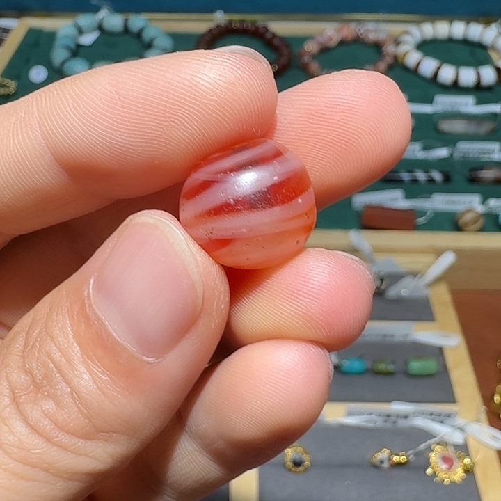 琉璃吊坠(不含链)14.5*12.9mm