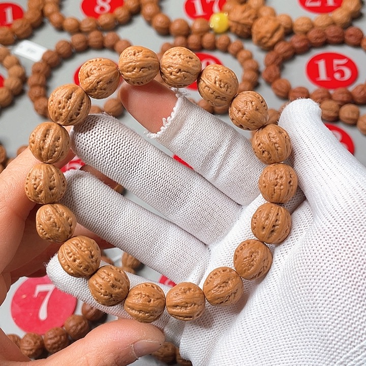 文玩核桃手串萌萌小肉筋京八棱13.5mm