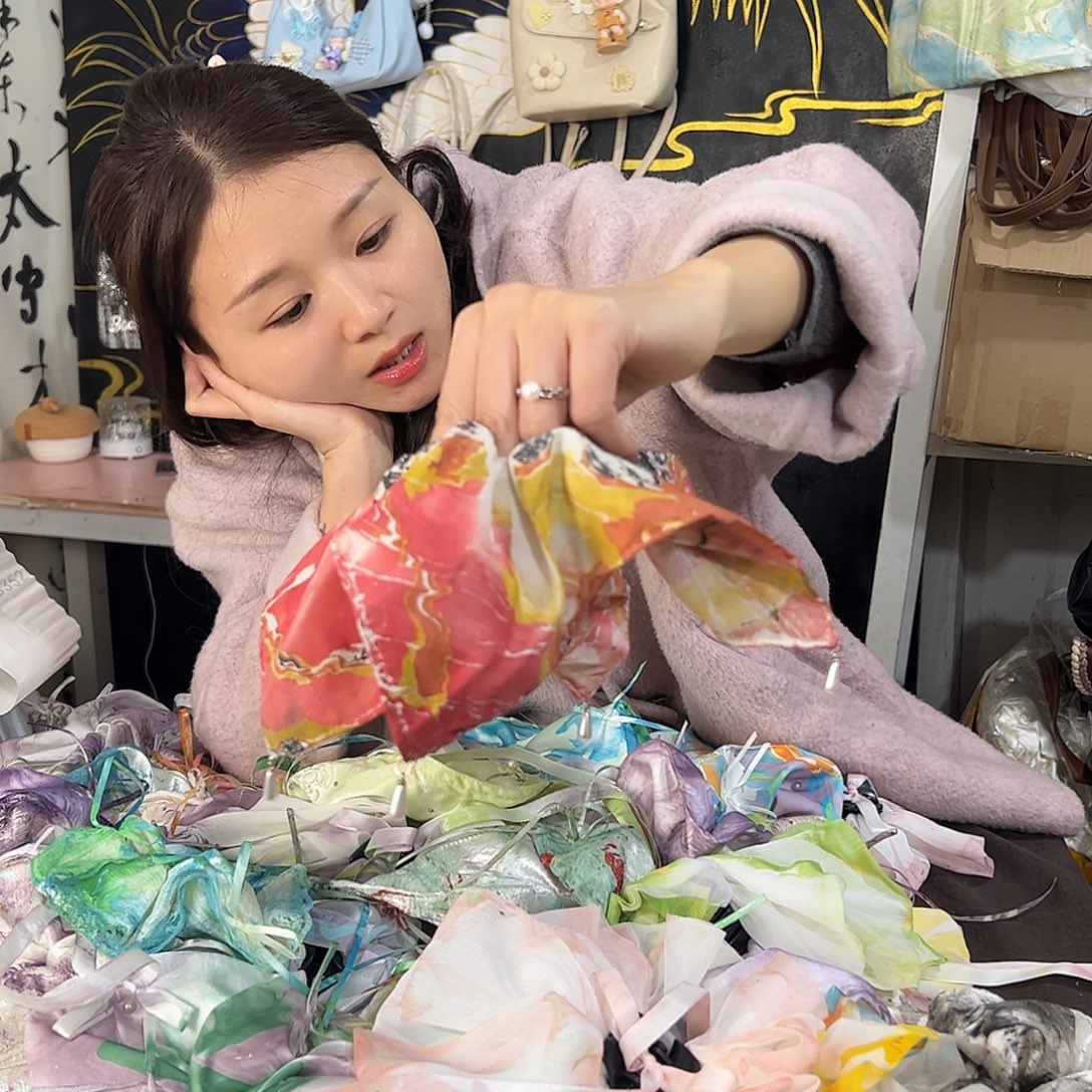 ॱ***ʸ351珍珠发圈不退不换