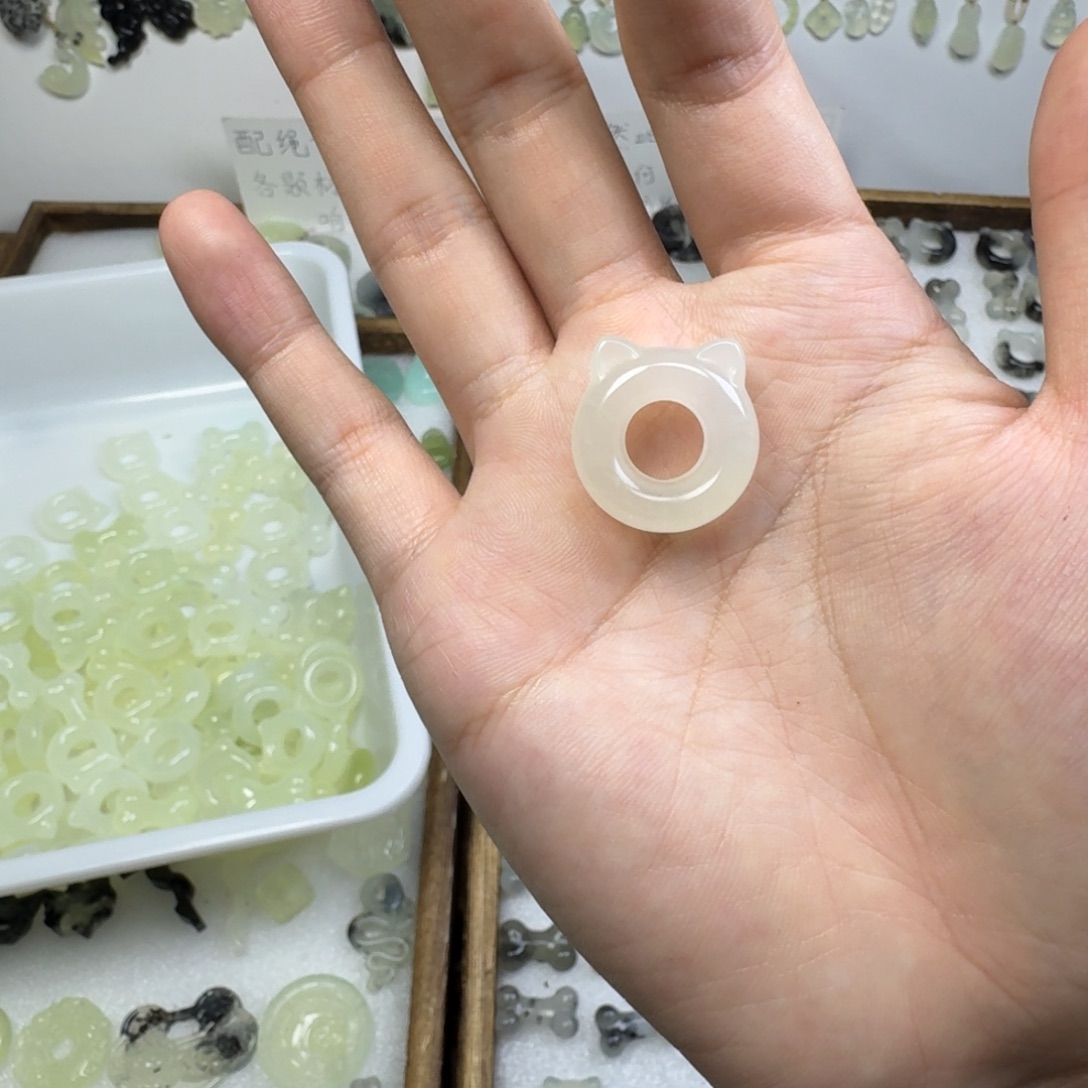 *****蛇纹石玉未镶嵌项链