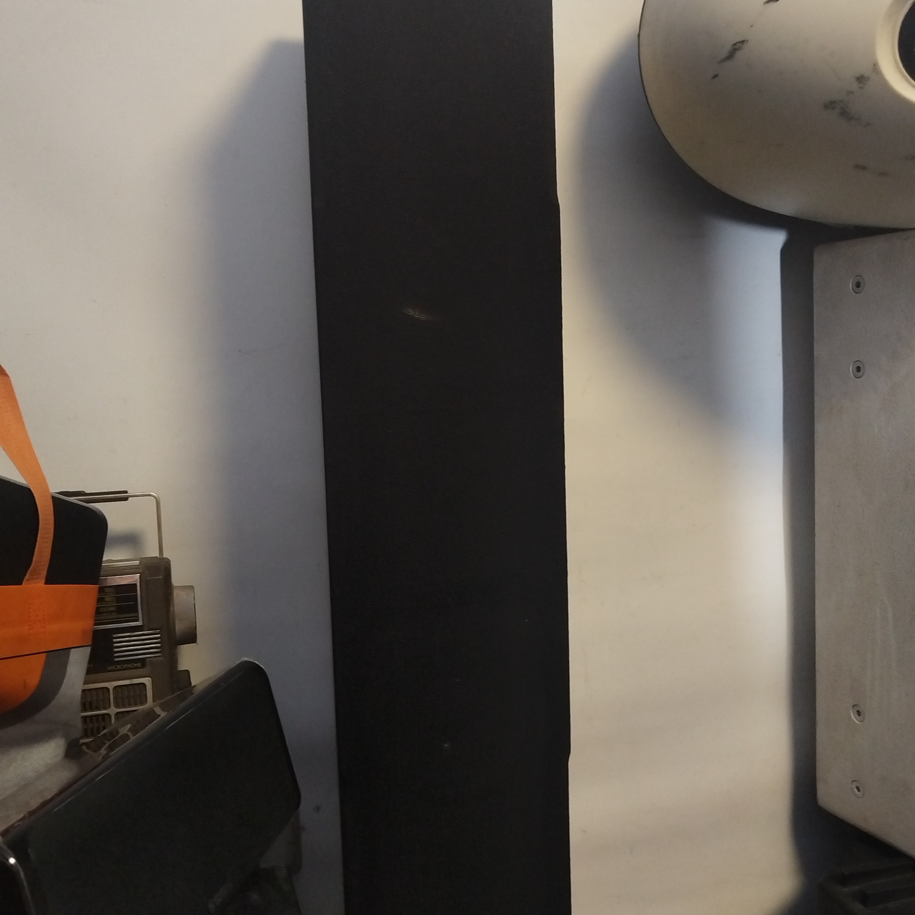 8新  中置一条，不包邮费，不支持七天无理由退货