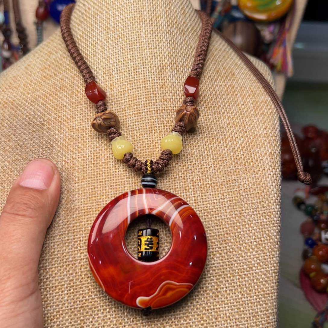 玛瑙/玉髓颈饰未镶嵌