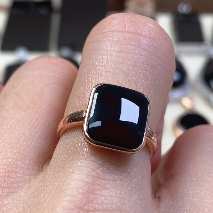 翡翠戒指18K金镶嵌缅甸天然翡翠墨翠