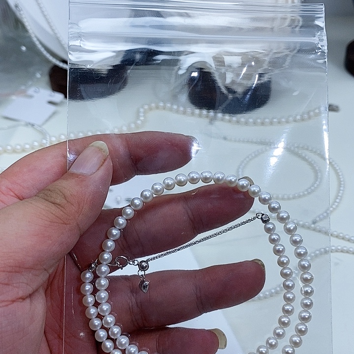 迷****颈饰银S925镶嵌淡水珍珠