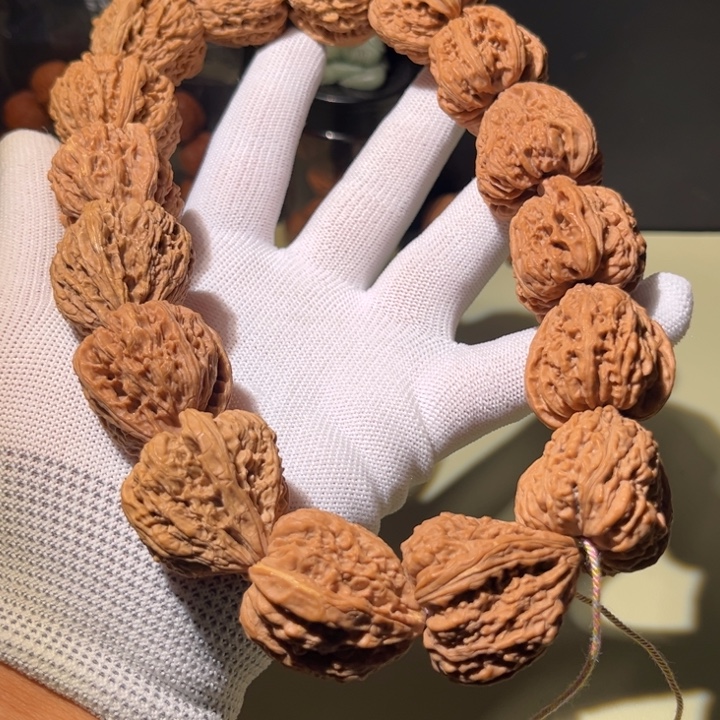 手串文玩核桃……20