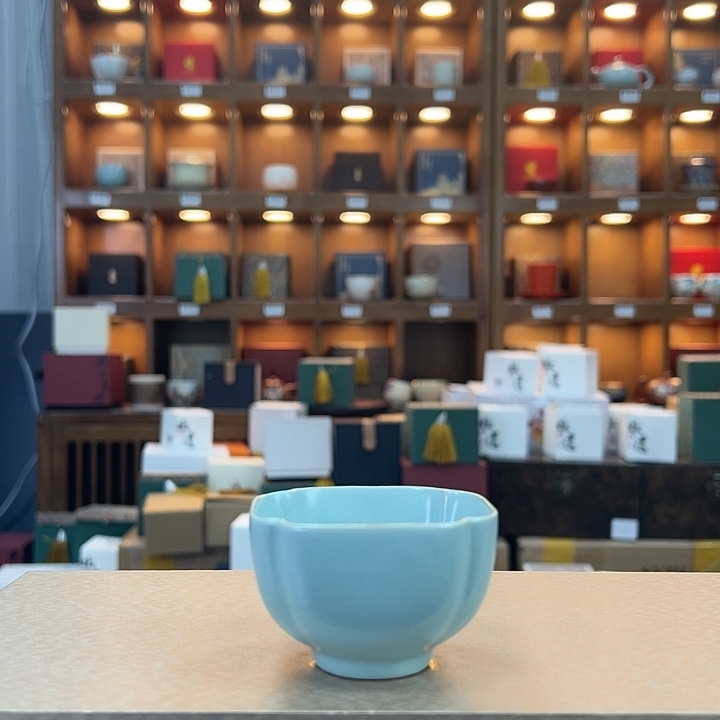 杯哈哈你是我的小可爱啊