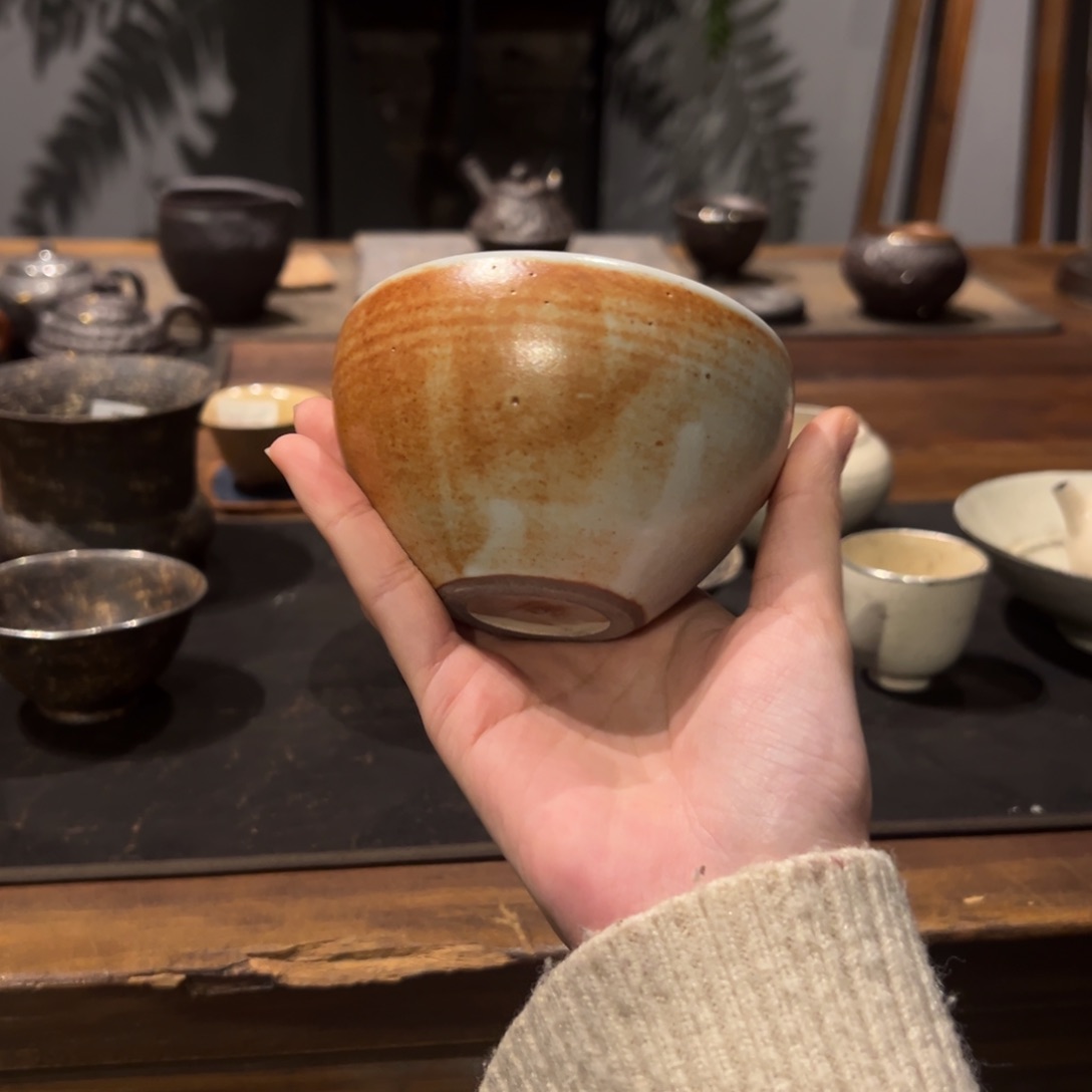 摆件陶瓷。      陶瓷。     