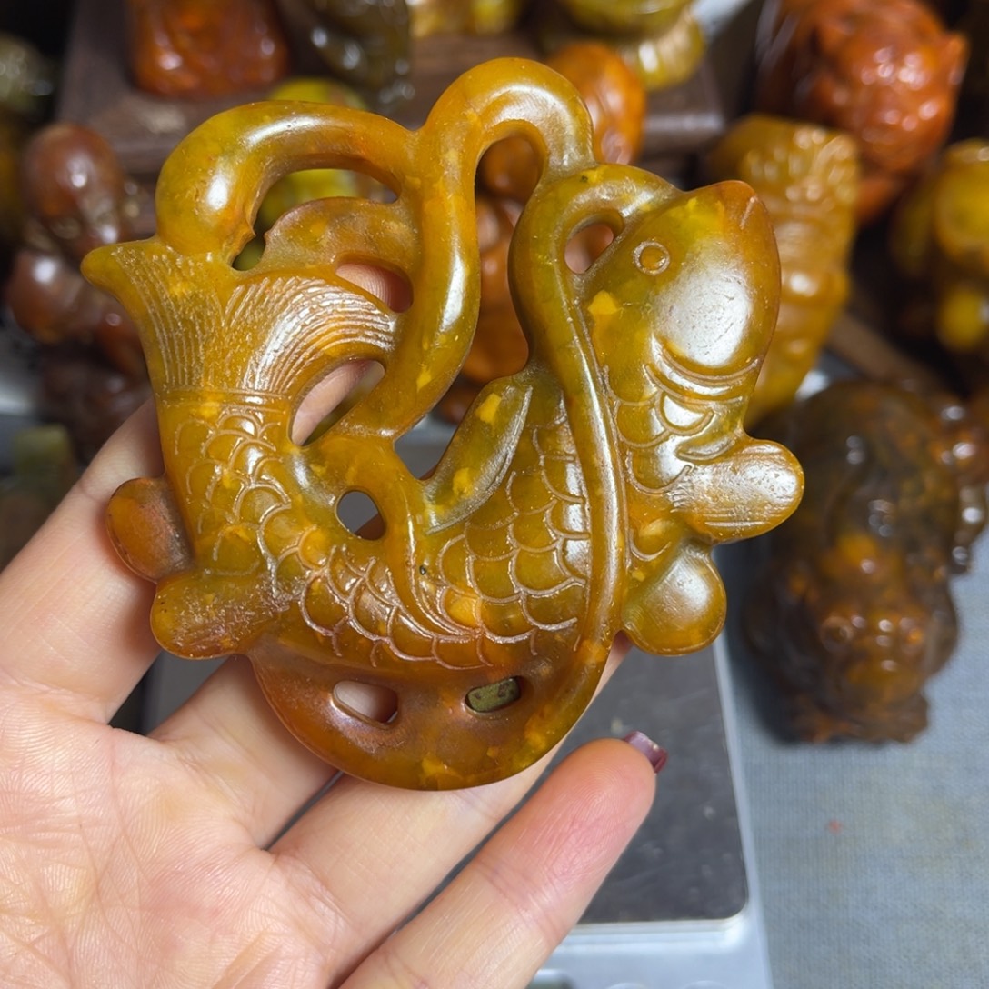 蛇纹石玉合金颈饰