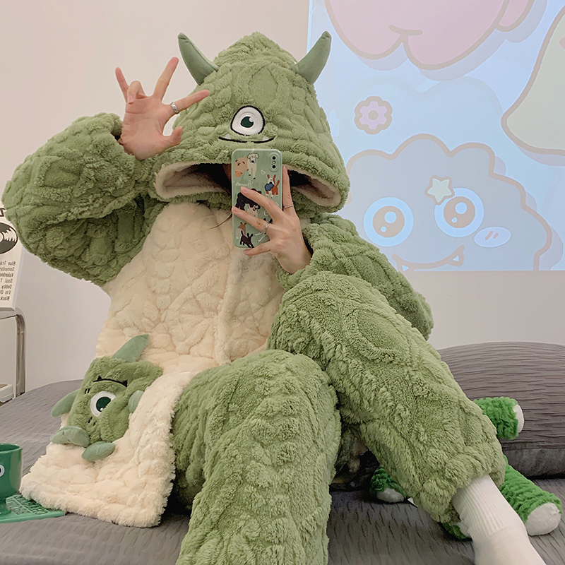 三层夹棉冬季新款睡衣女卡通独眼怪家居服保暖加绒加厚可外穿女