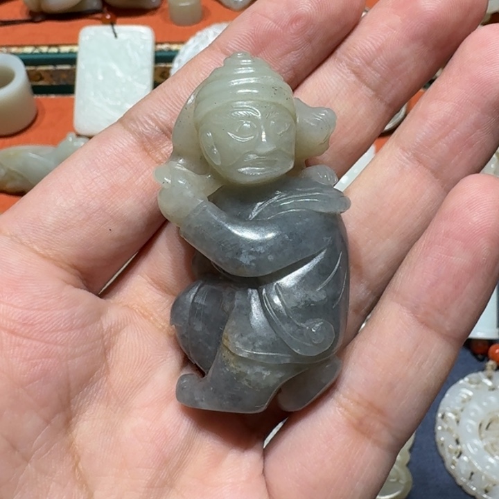 和田玉颈饰未镶嵌牵***游