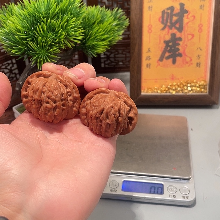张***好文玩核桃吊坠四座楼