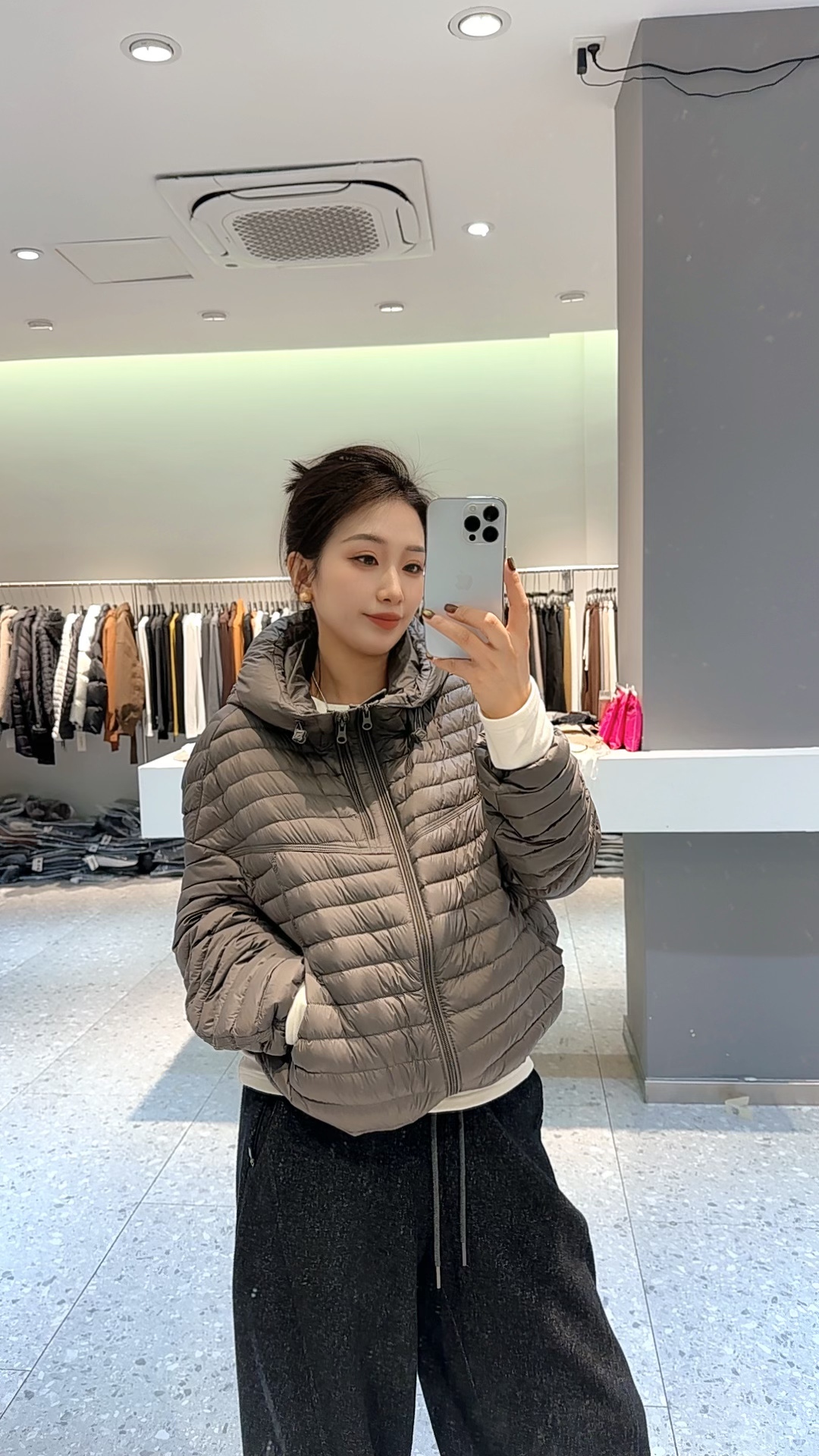 2025【蕾蕾家】秋冬时尚洋气极简韩系休闲百搭连帽轻薄羽绒服