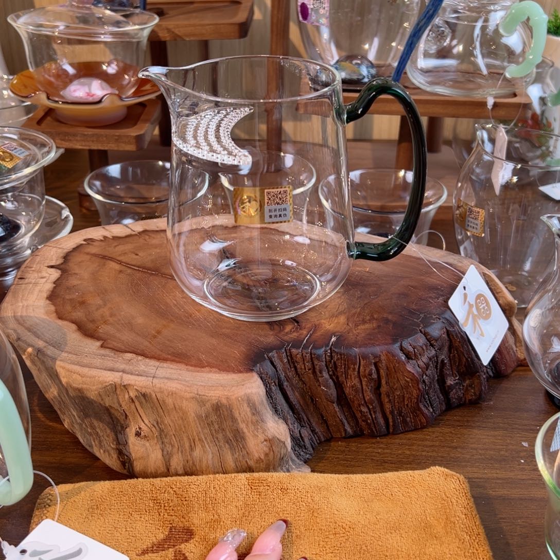 雾**客墨绿丰然、、、、