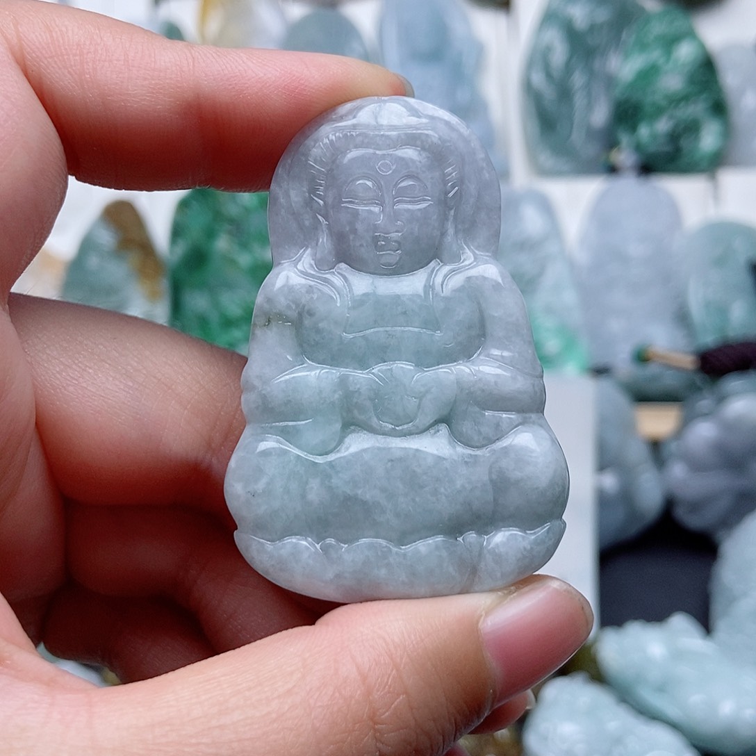 翡翠未镶嵌颈饰翡翠