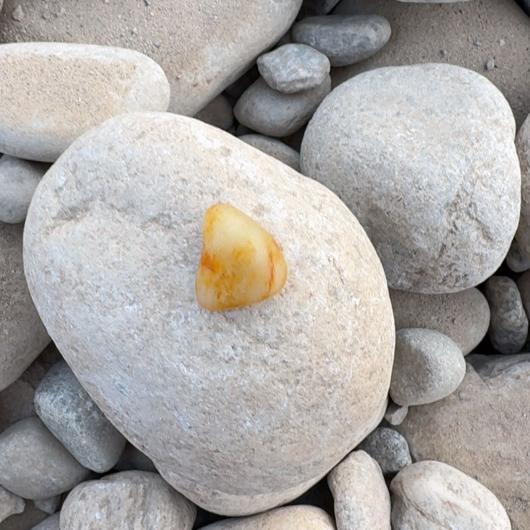 精品无镶嵌小吊坠 