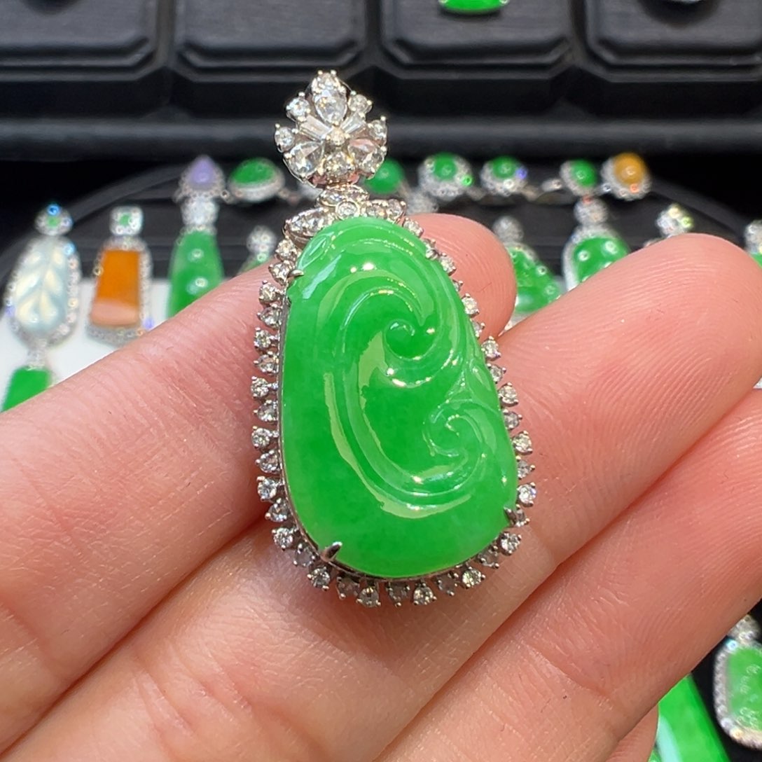 翡翠吊坠(不含链)18K金镶嵌收到货48小时鉴赏期