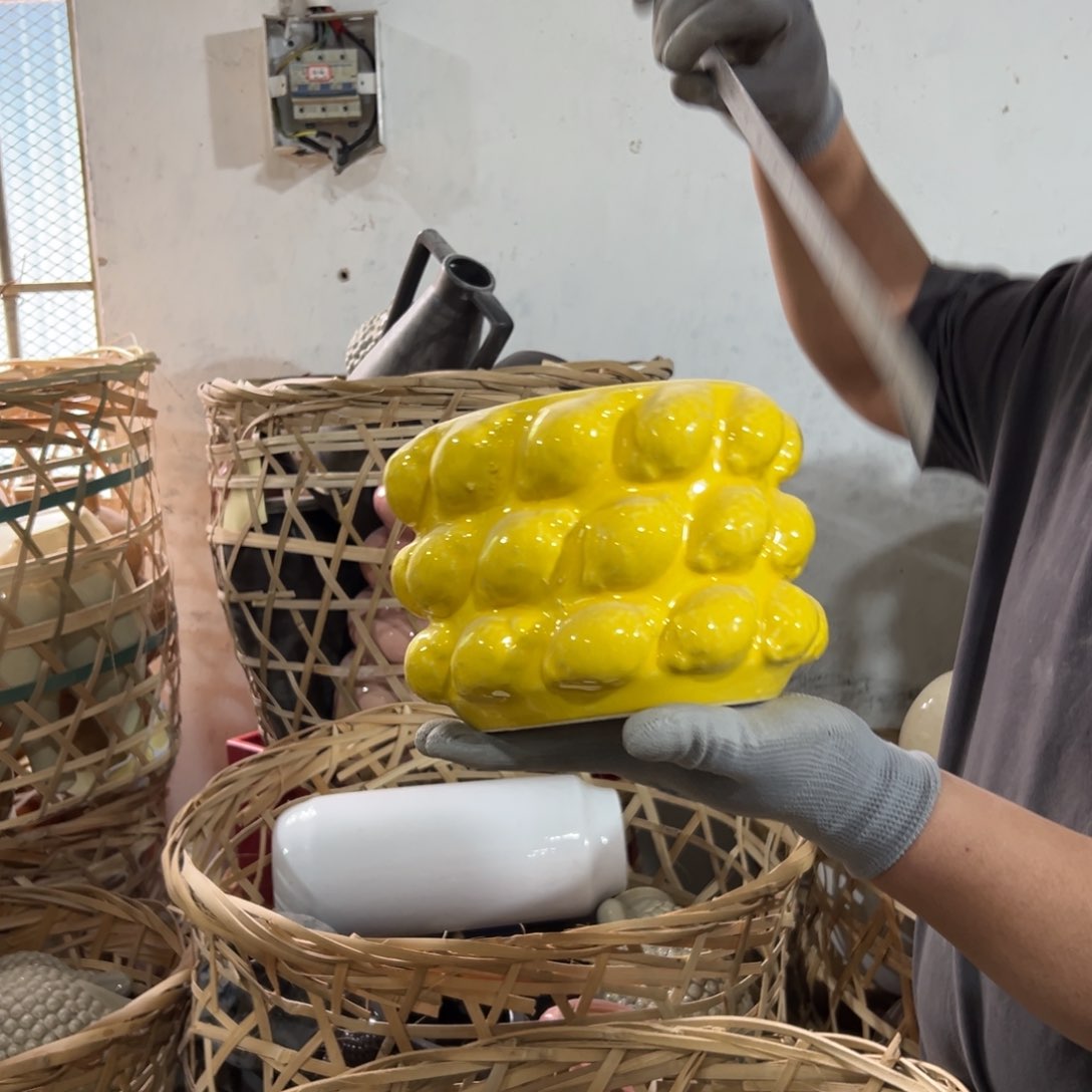 摆件162 号高中低温陶瓷工艺瓶（部分微瑕）