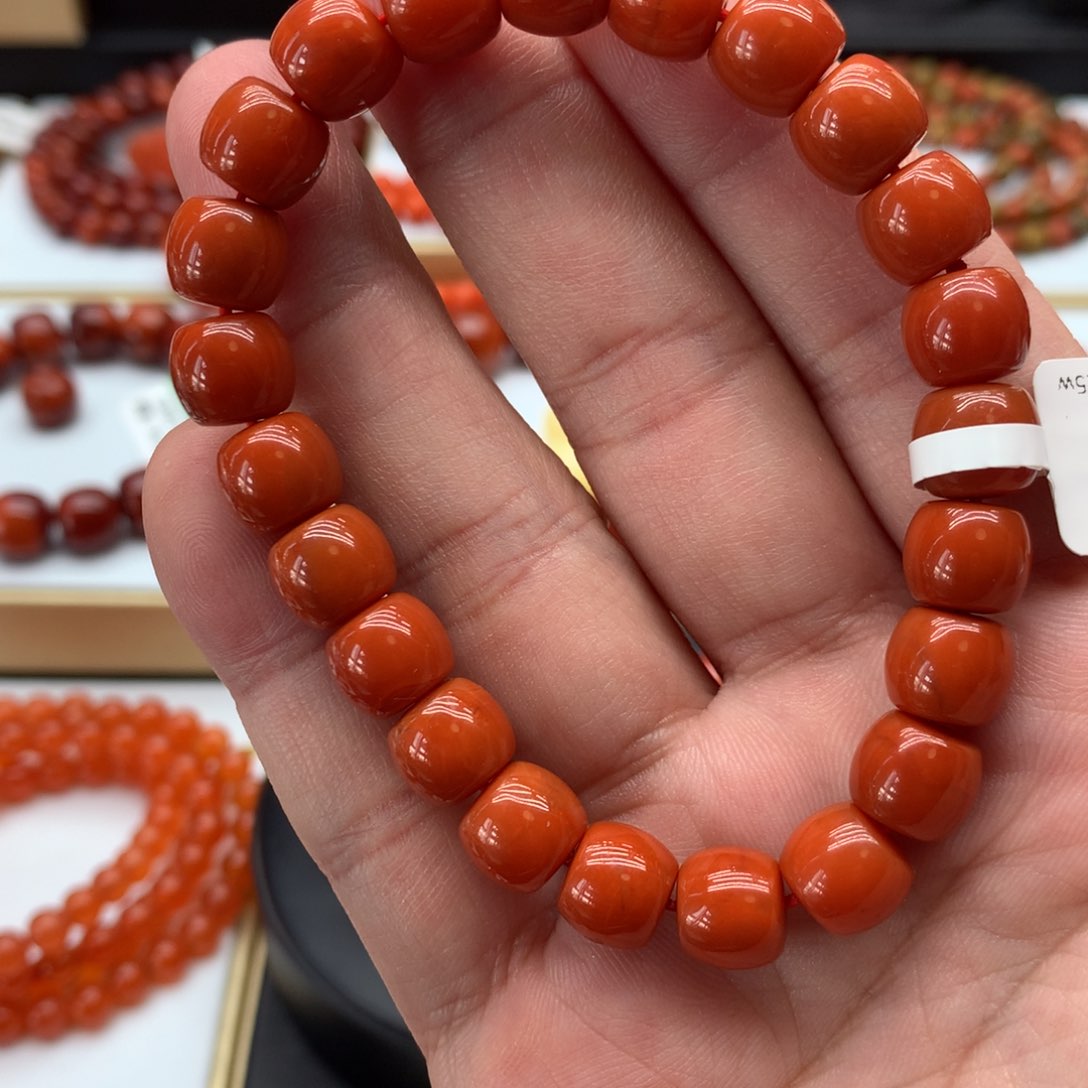 南红玛瑙手链未镶嵌