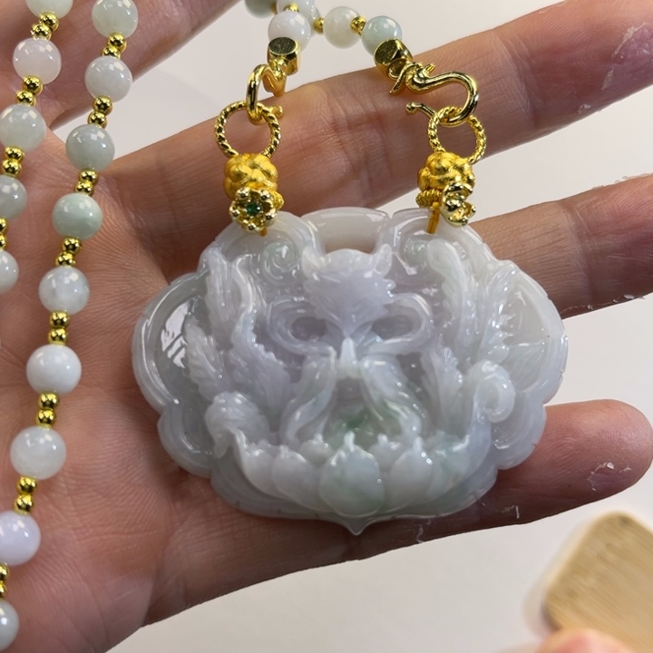 翡翠吊坠(赠链)未镶嵌代编织