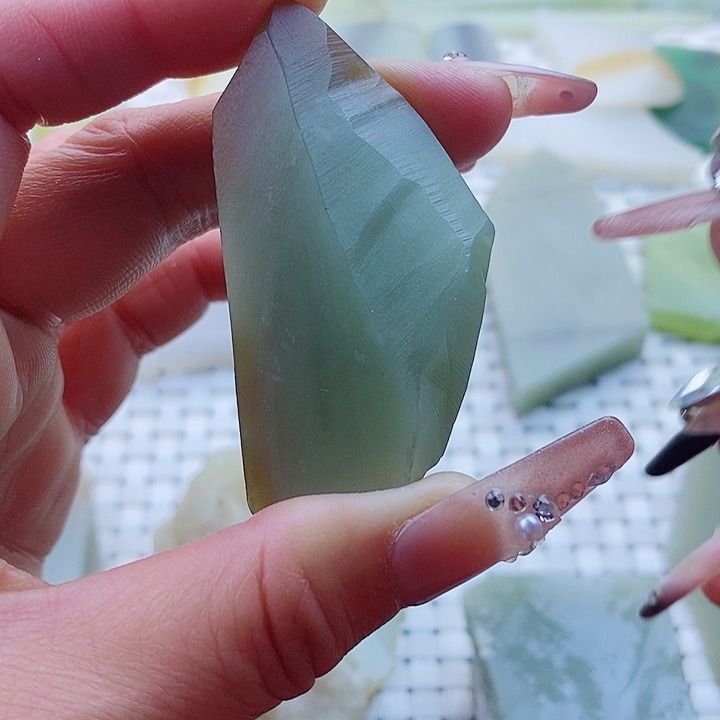 和田玉和田玉且末糖未镶嵌无*