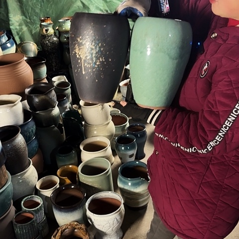 口15高27瑕疵盆子。