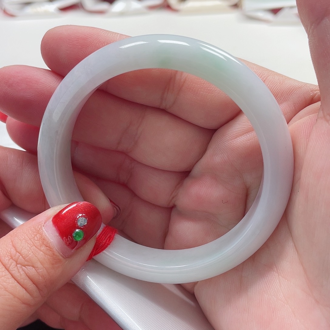 翡翠手镯未镶嵌缅甸翡翠手镯57圈