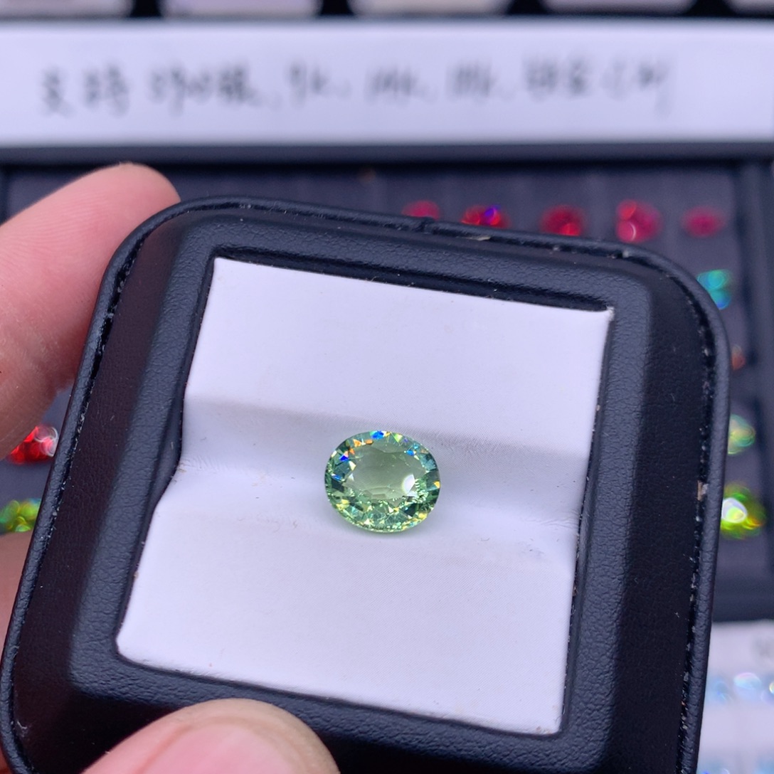 碧玺未镶嵌2.79克拉薄荷绿