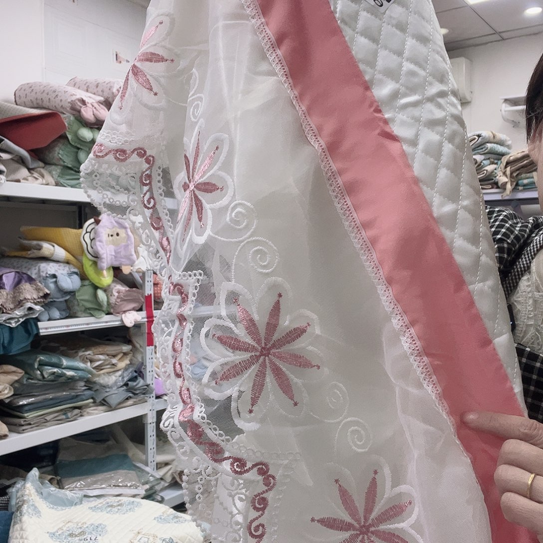 雪尼尔聚酯纤维快乐大本营在这里是什么