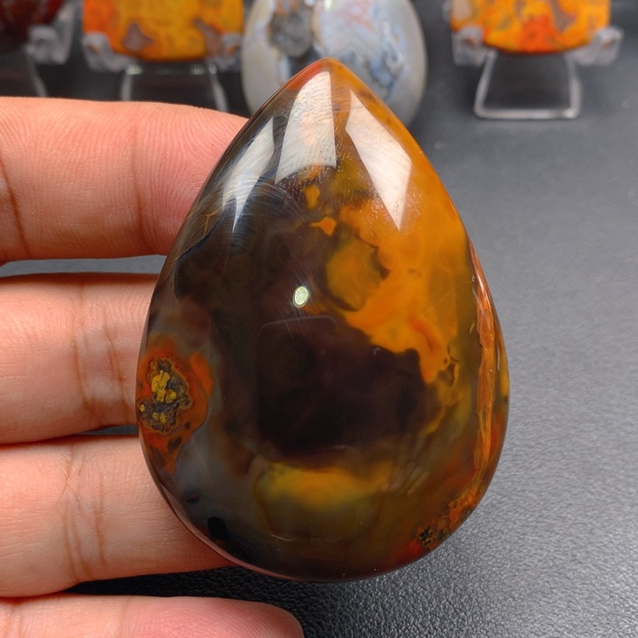 玛瑙/玉髓颈饰未镶嵌家*