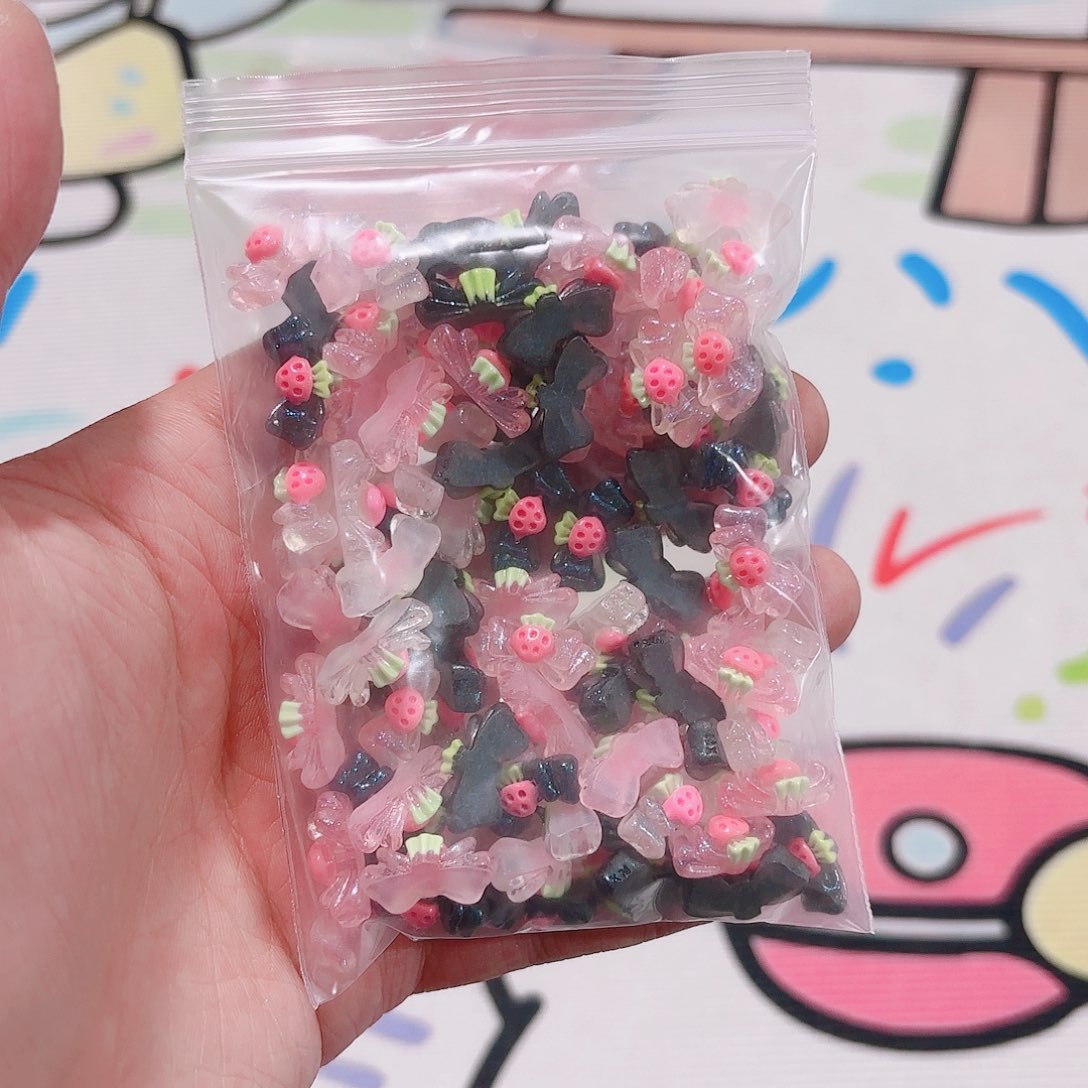 树脂想念透闪草莓蝴蝶结100个