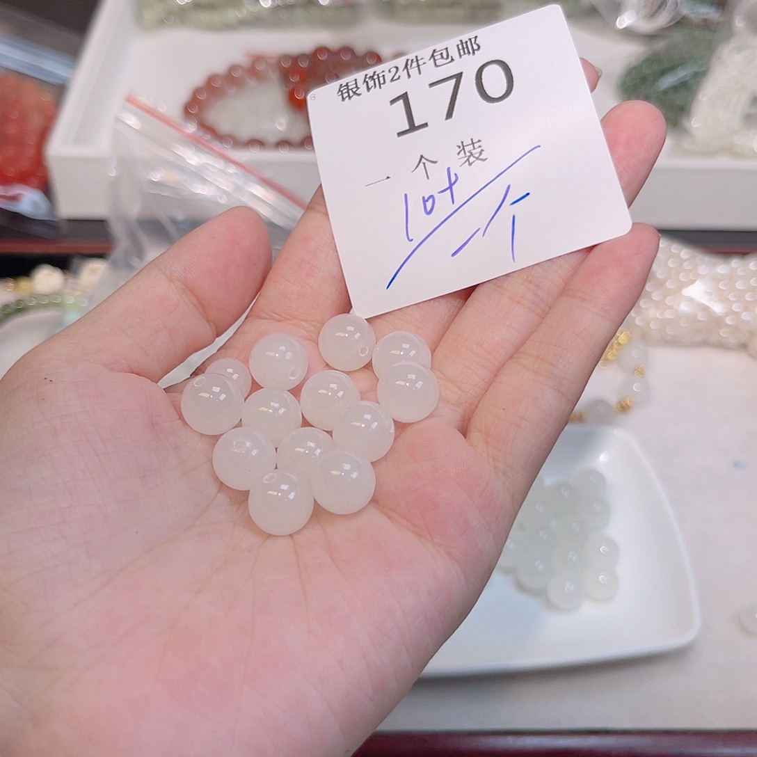 水晶珠宝半成品未镶嵌170 。      