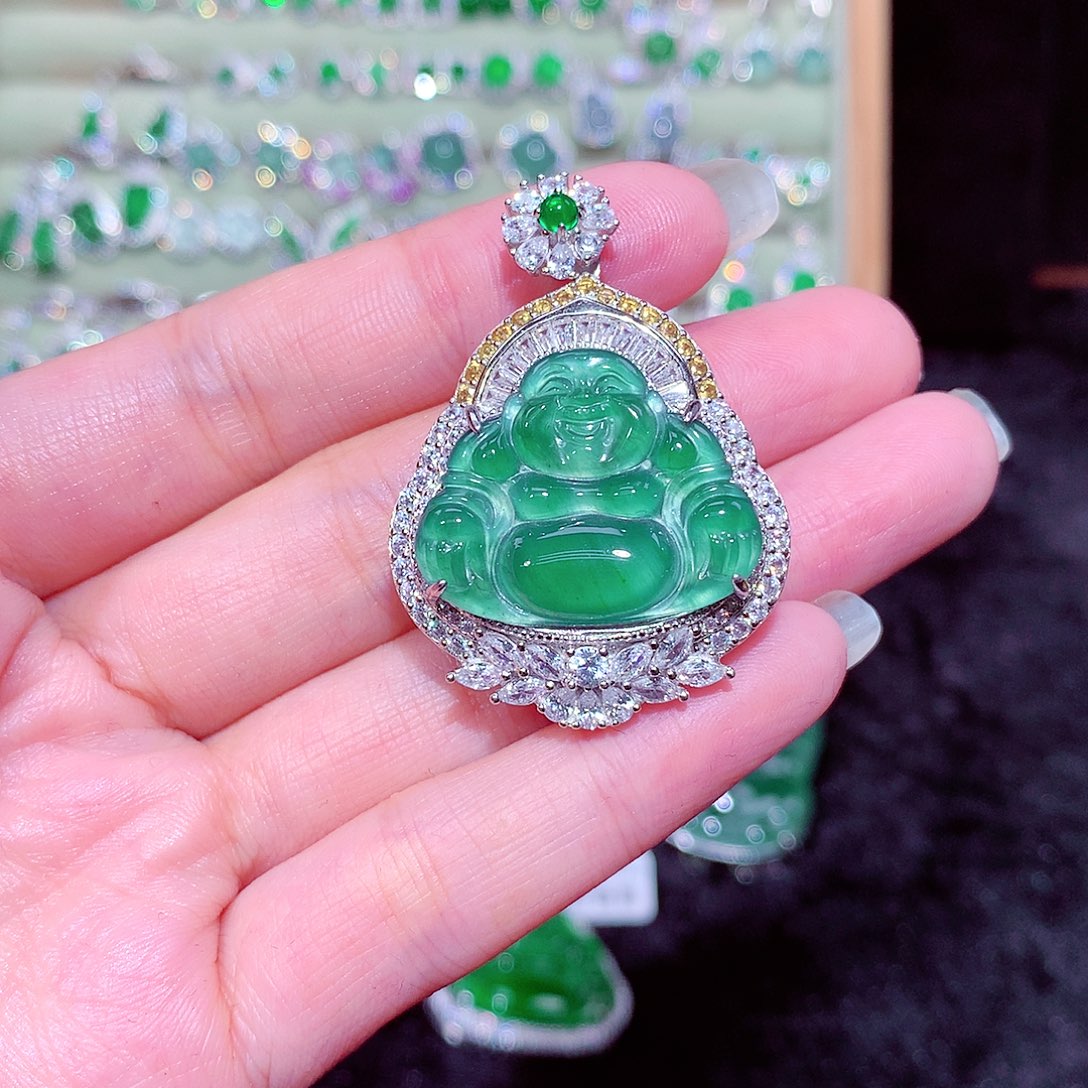 【闪购商品】翡翠吊坠(不含链)未镶嵌