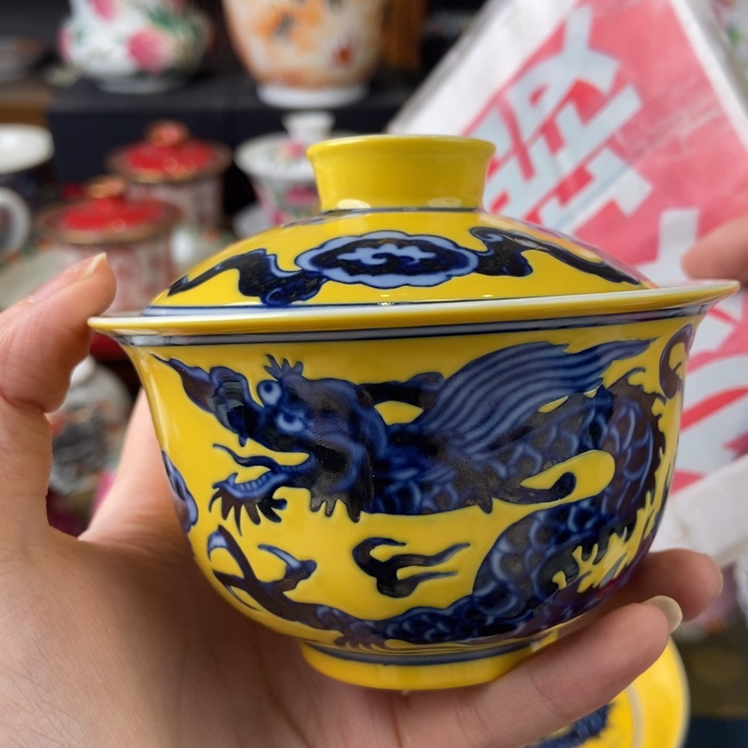 陶瓷艺术家的作品是一